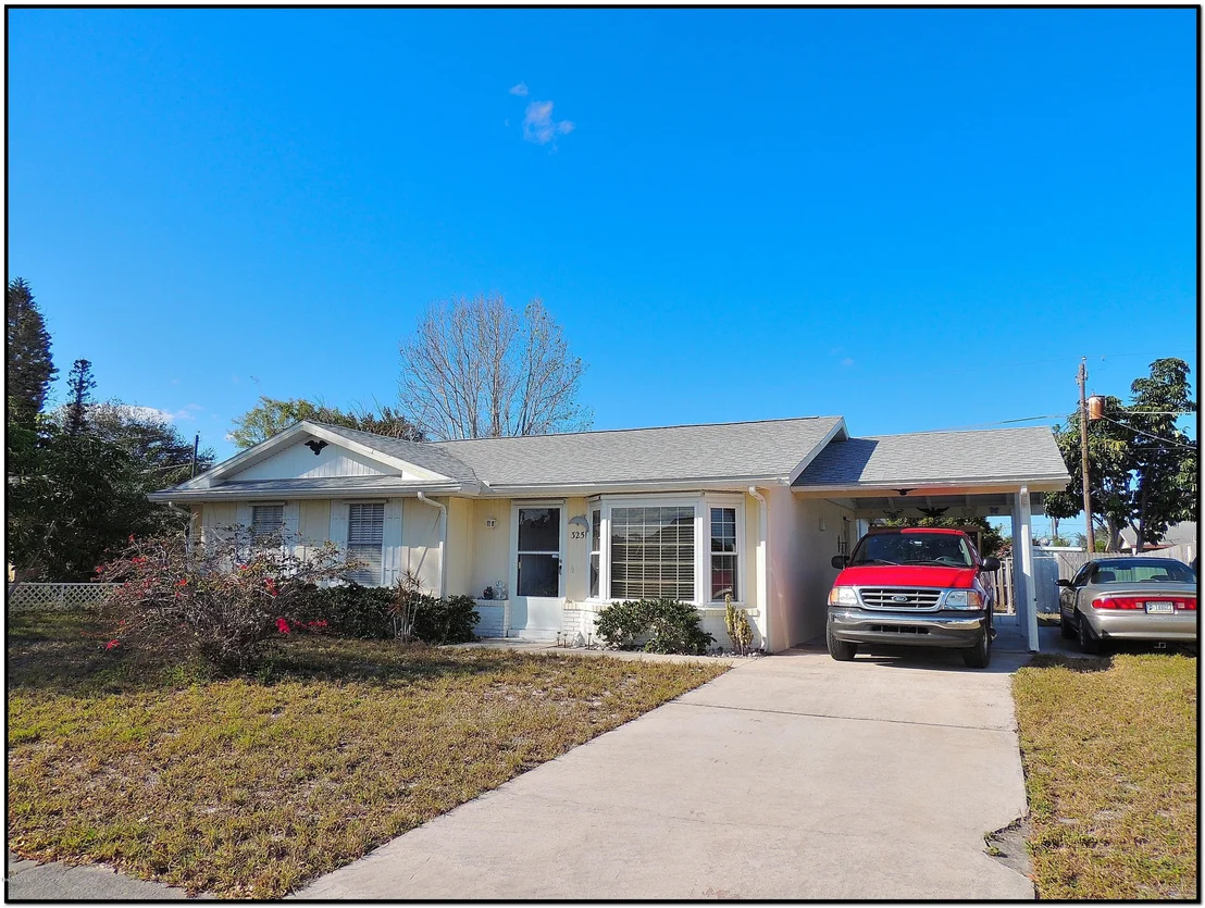 Photo of 3251 NE Edgewood Drive