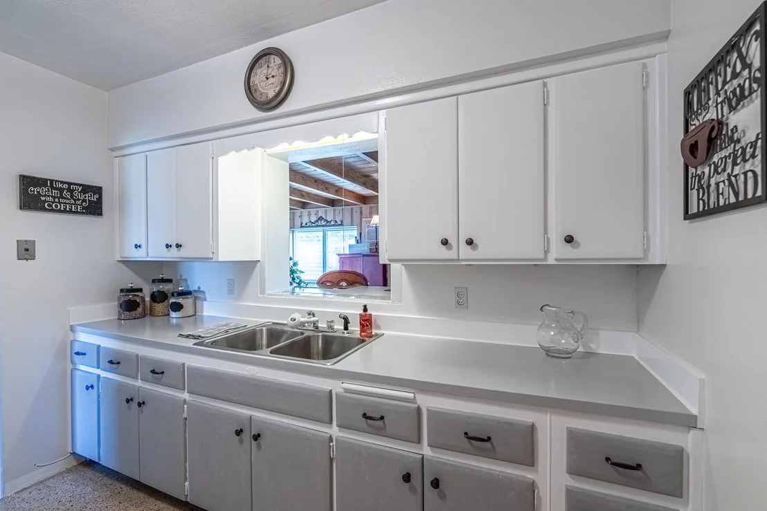 Photo of 2355 Sunset Avenue