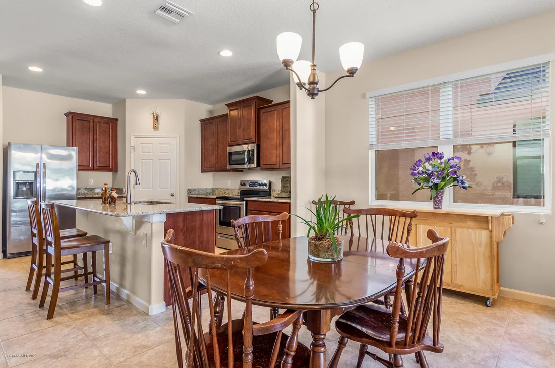 Photo of 1595 Fuji Drive