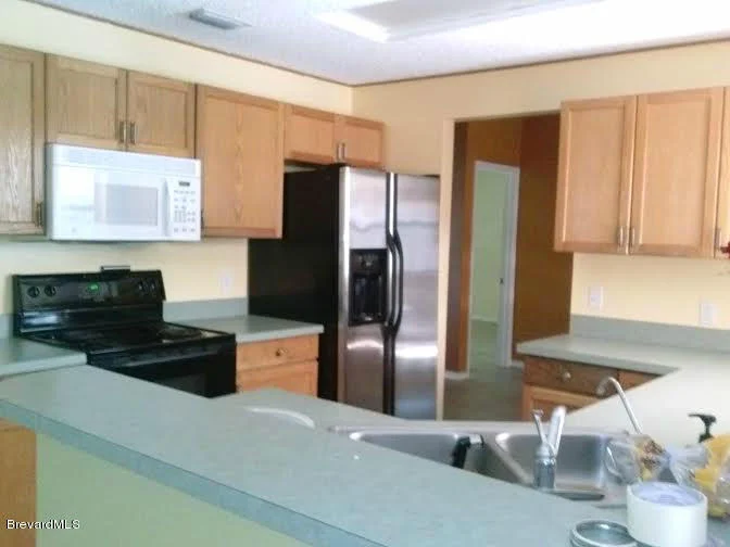 Photo of 2075 Vally Road