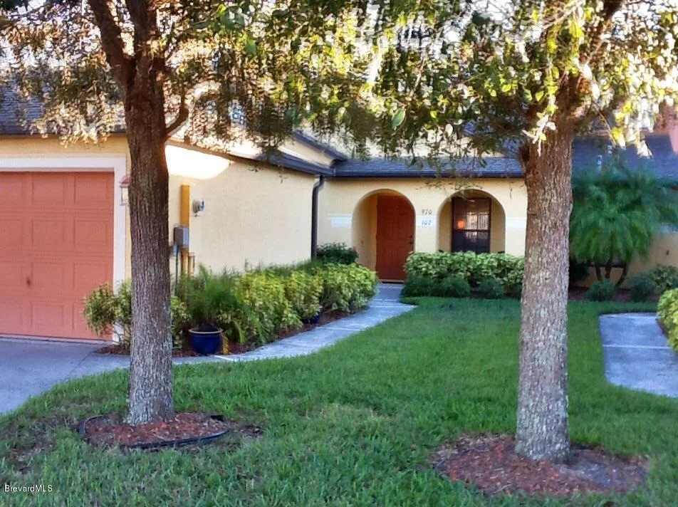 Photo of Unit 102 at 970 Luminary Circle