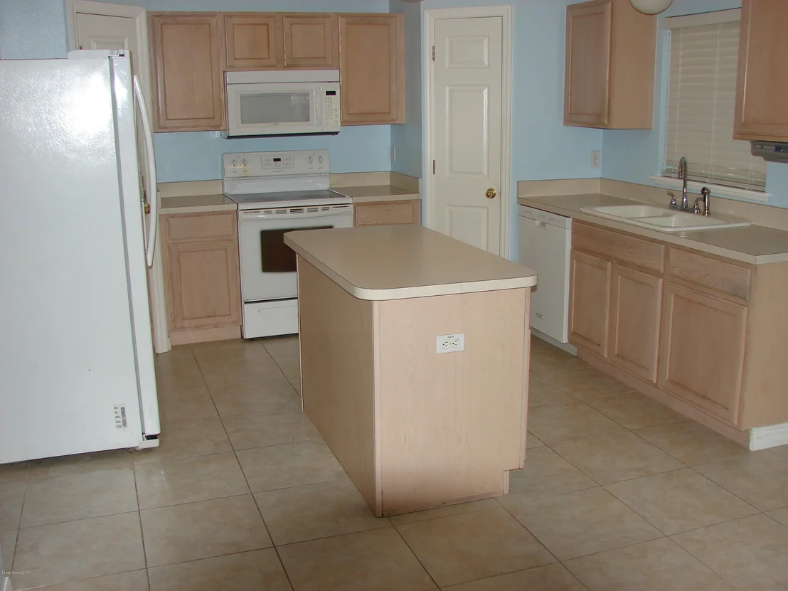 Photo of 1688 Vista Lake Circle