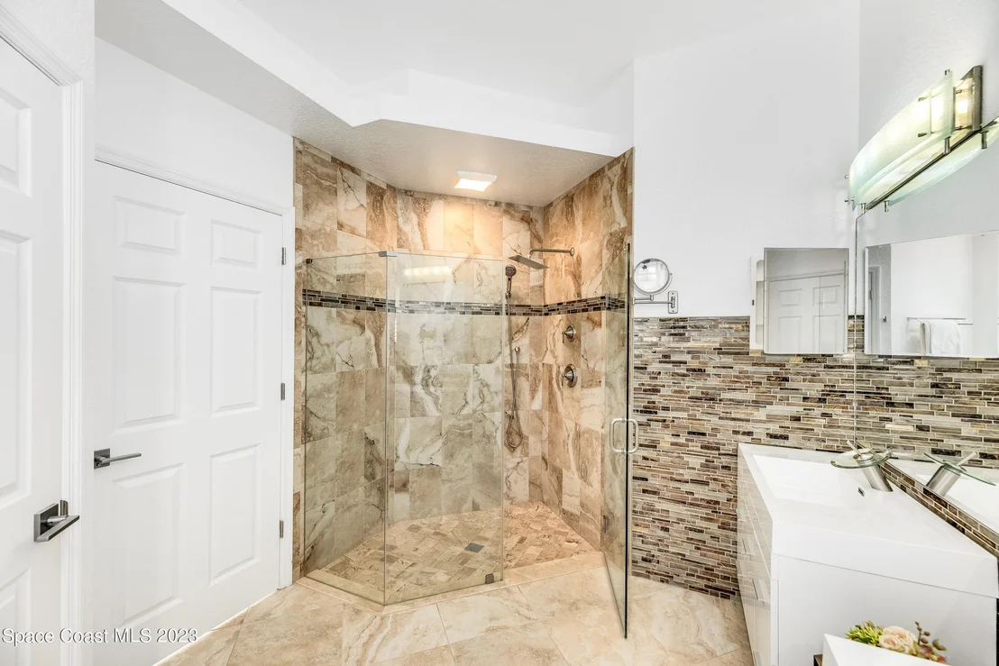 Photo of 284 Clyde Street