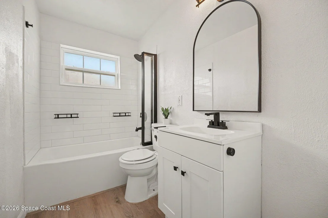 Photo of 2355 Reef Avenue