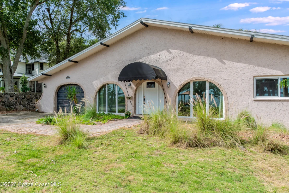 Photo of 555 Rockledge Drive