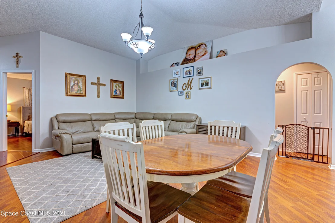 Photo of 2279 Myla Lane