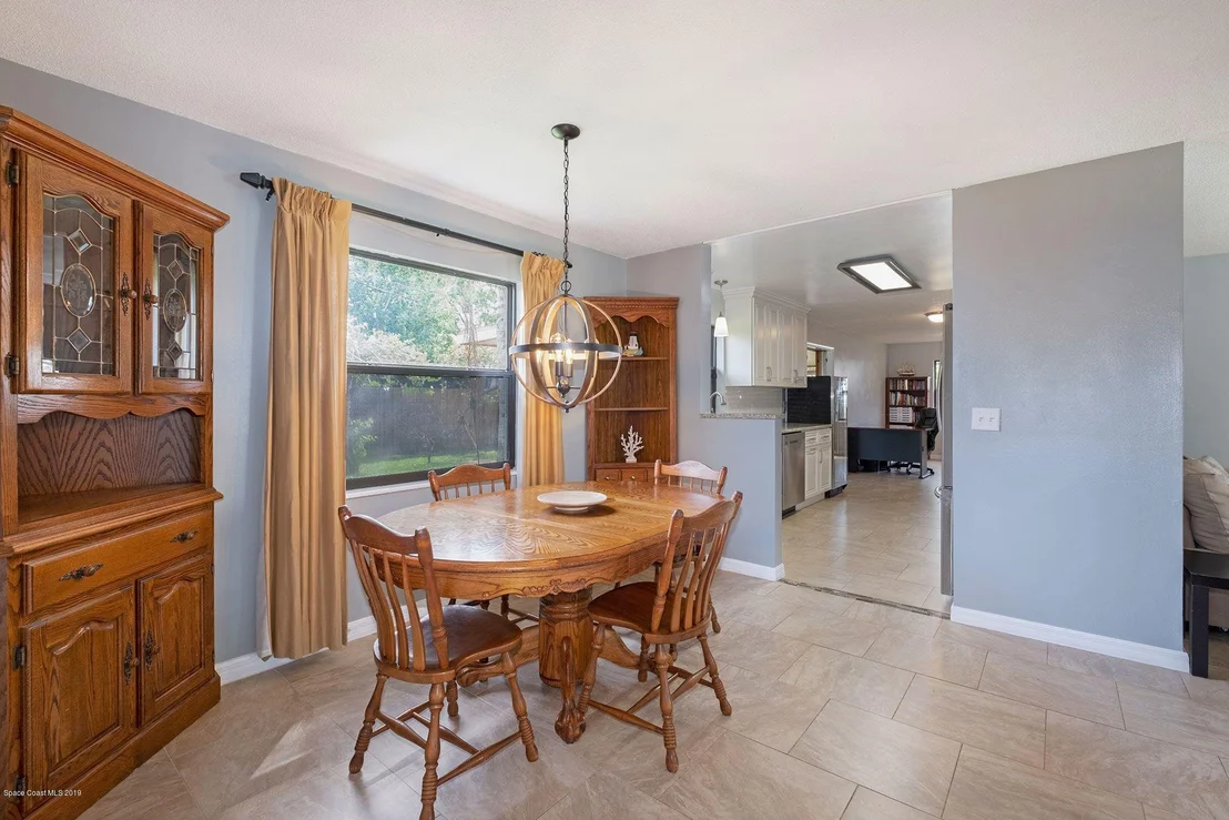 Photo of 1691 Fenway Circle