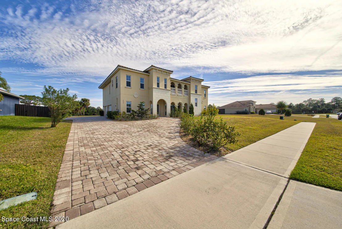 Photo of 3587 Province Drive