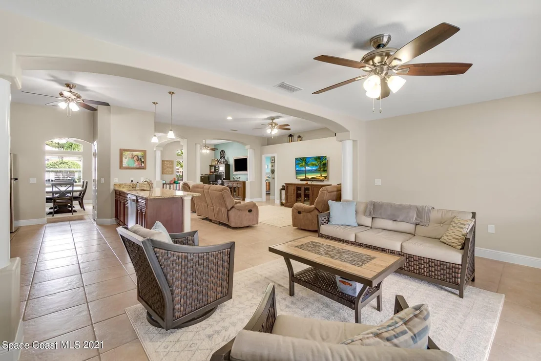 Photo of 1878 Auburn Lakes Drive