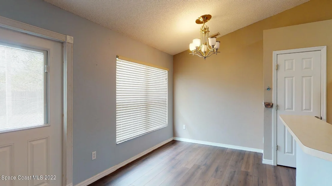 Photo of 826 Tedder Road SE