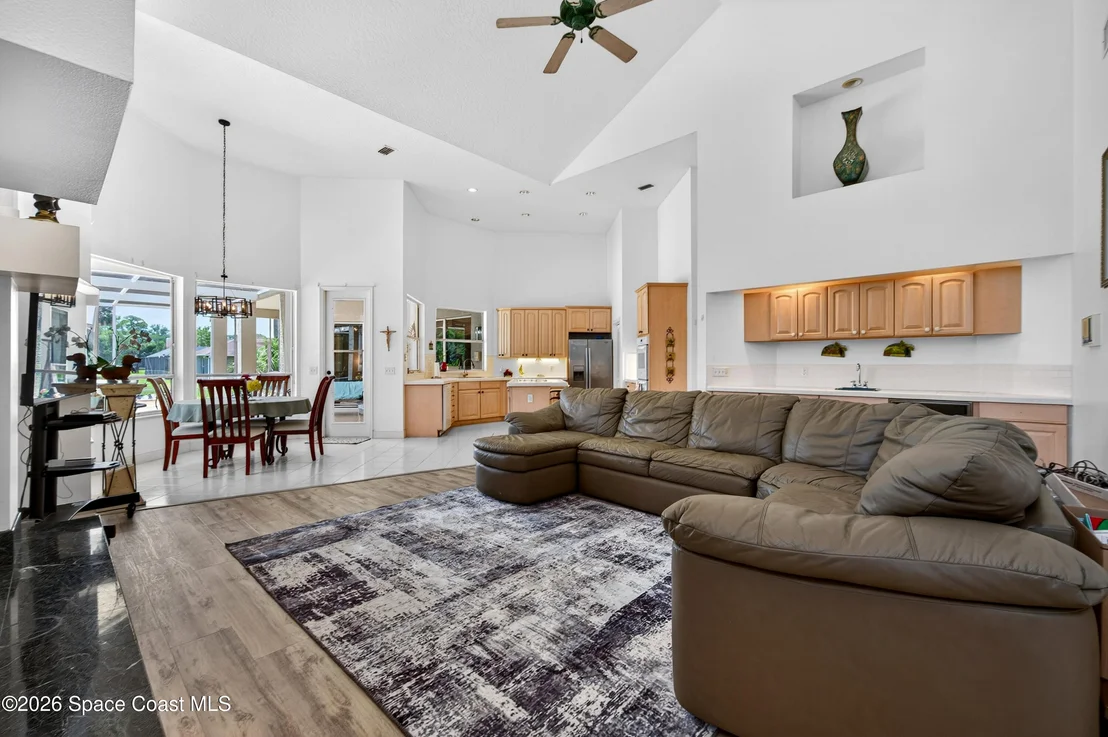 Photo of 900 Bluegrass Lane