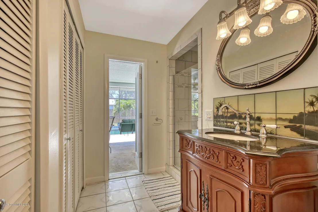 Photo of 1216 Palmdale Circle NE