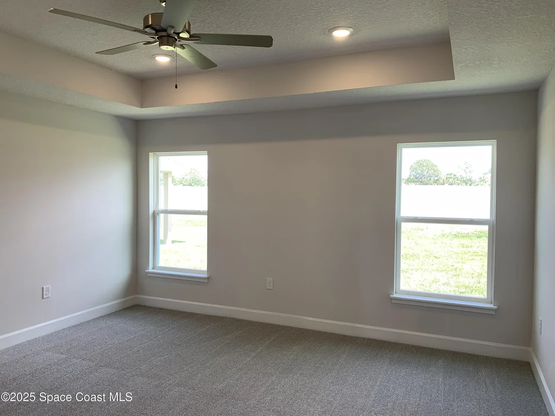 Photo of 1095 Kylar Drive NW