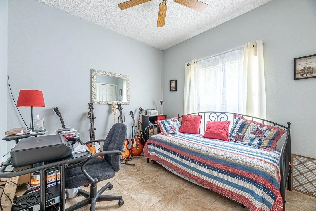 Photo of 1445 Colt Way