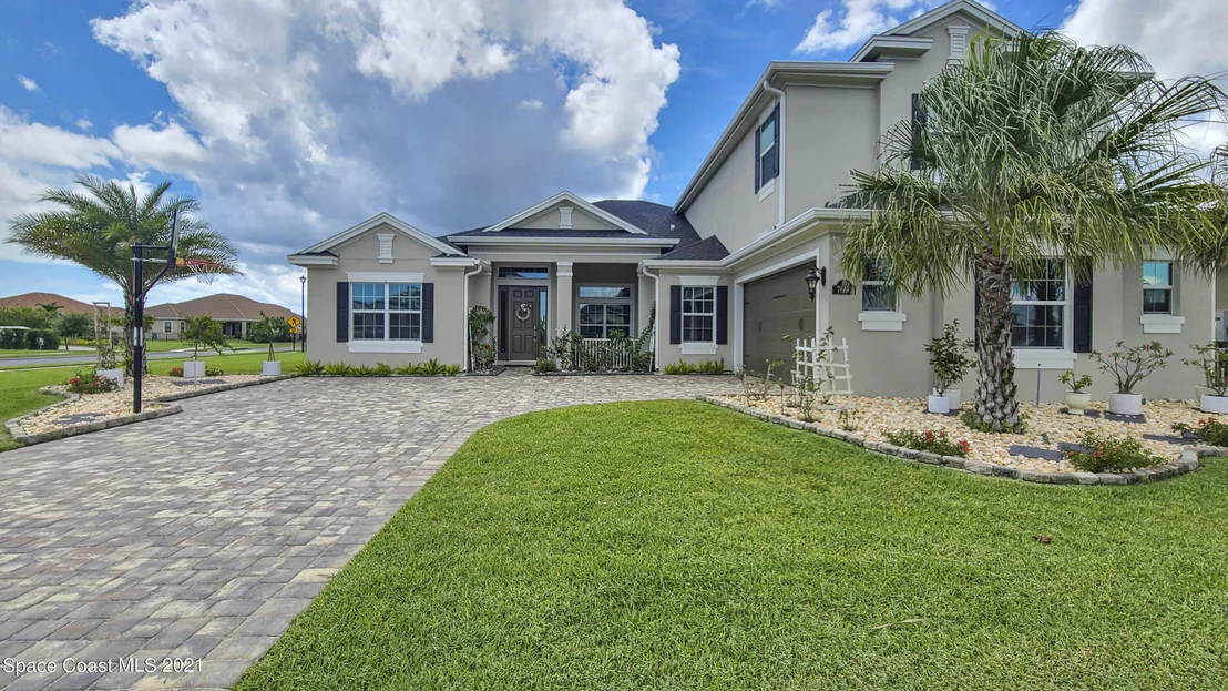 Photo of 7690 Kerrington Drive