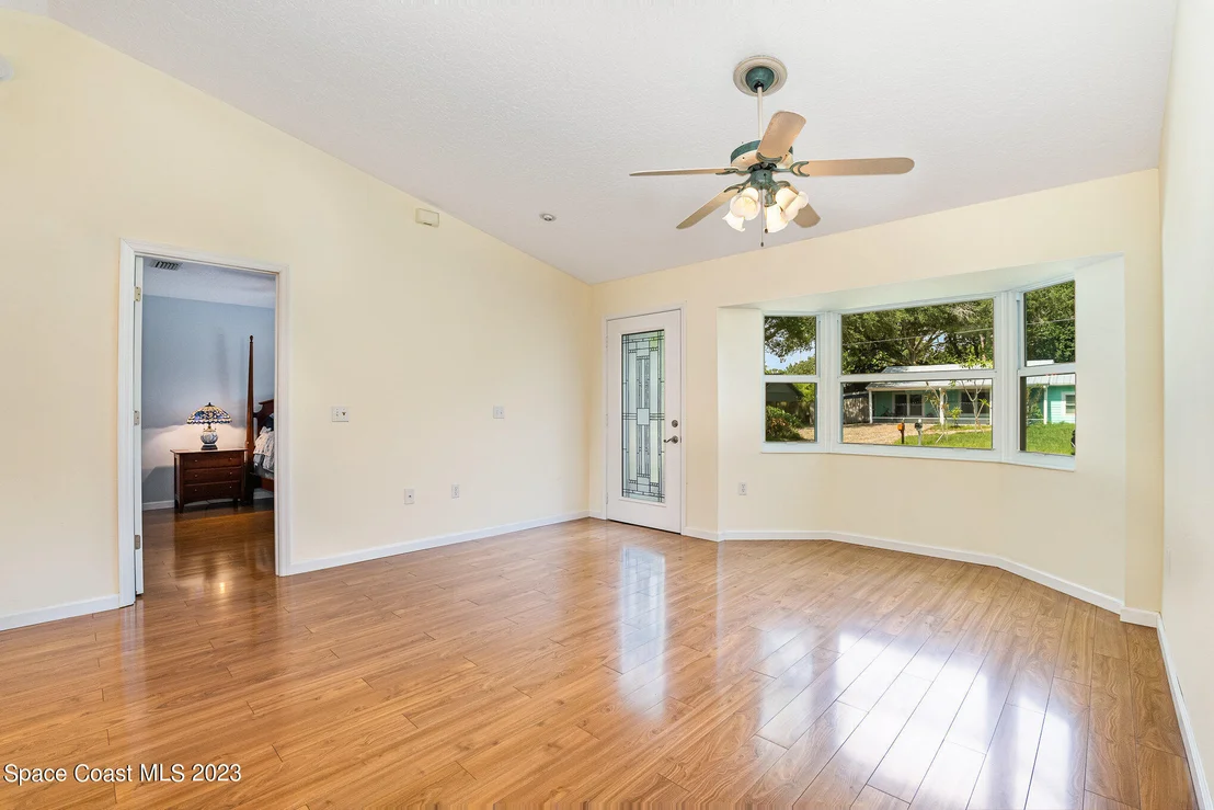 Photo of 6625 Arequipa Road