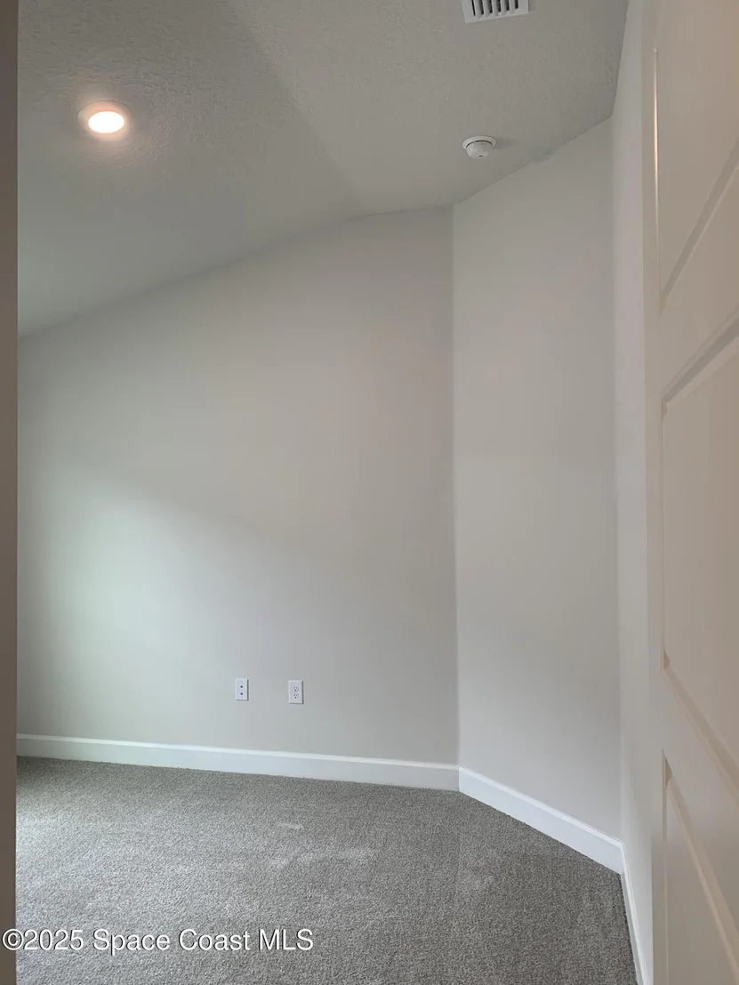 Photo of 935 Kylar Drive NW