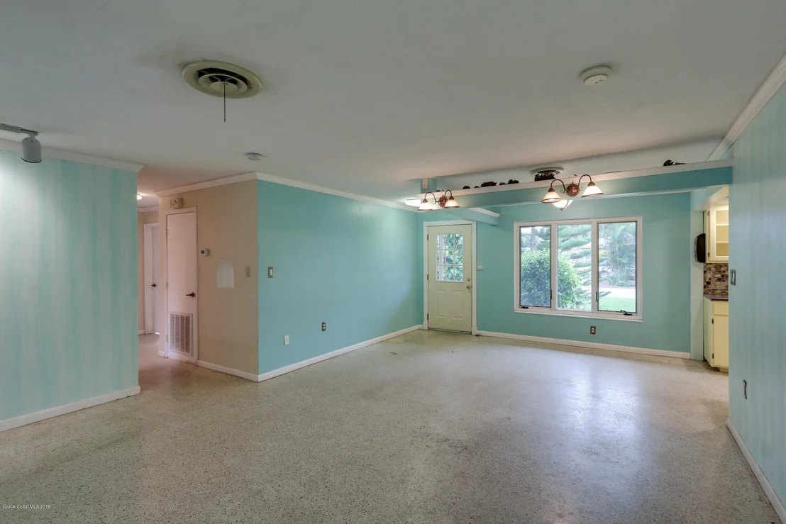 Photo of 443 Atlantis Drive