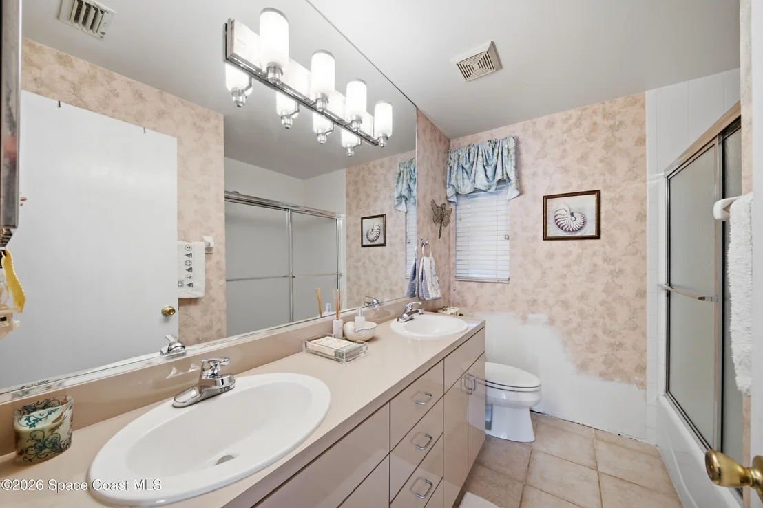 Photo of 836 Egret Road