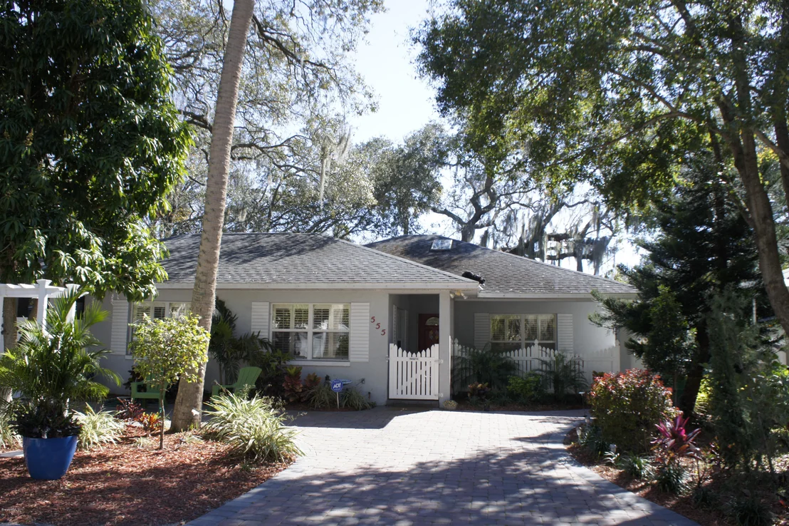Photo of 555 Old Oak Street