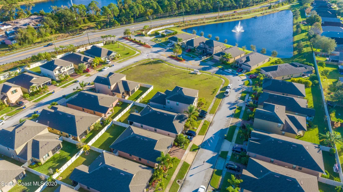 Photo of 3910 Harvest Circle Circle