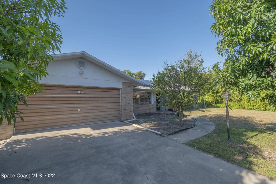Photo of 936 Clayton Drive