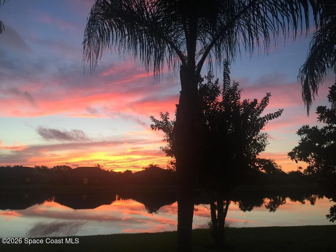 Photo of 1050 Starling Way
