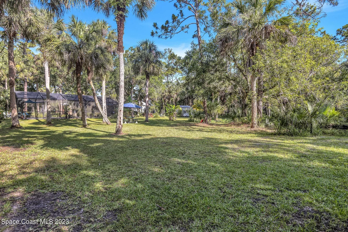 Photo of 2365 Homestead Lane