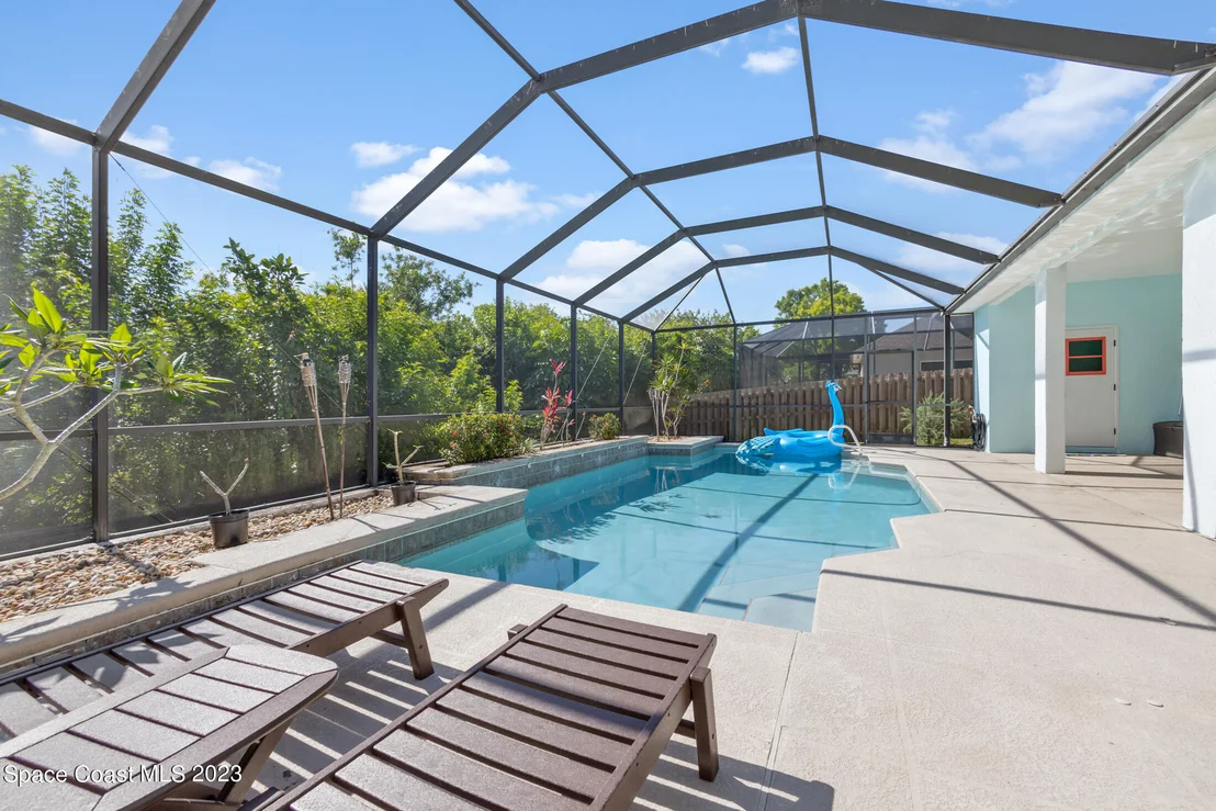 Photo of 5847 Arlington Circle