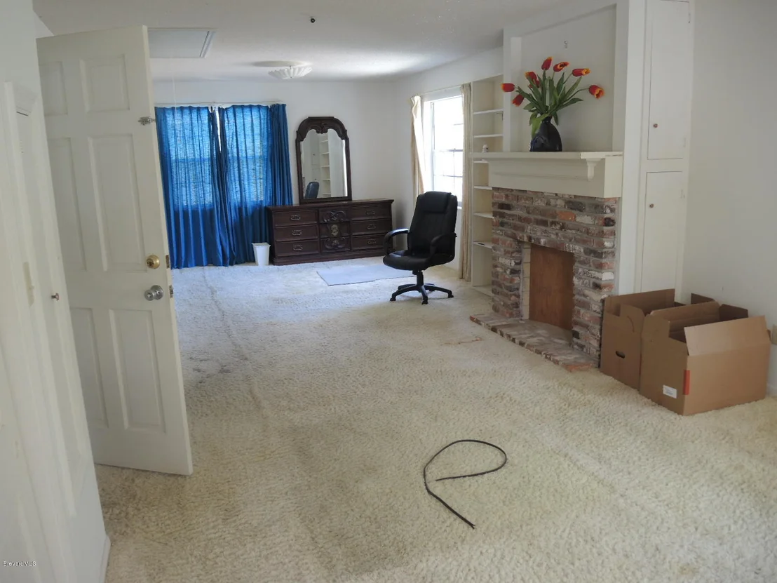Photo of 6 Shore View Circle