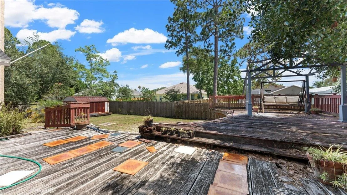 Photo of 5565 Brandon Street