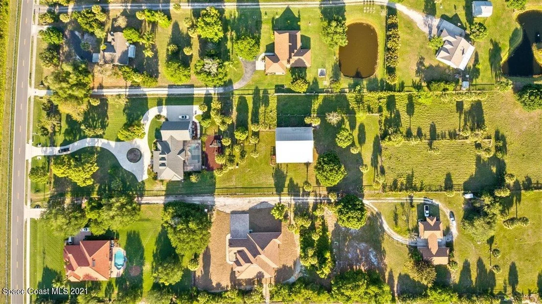 Photo of 4035 Post Road