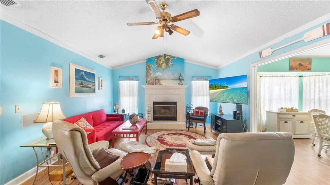 Photo of 5565 Brandon Street