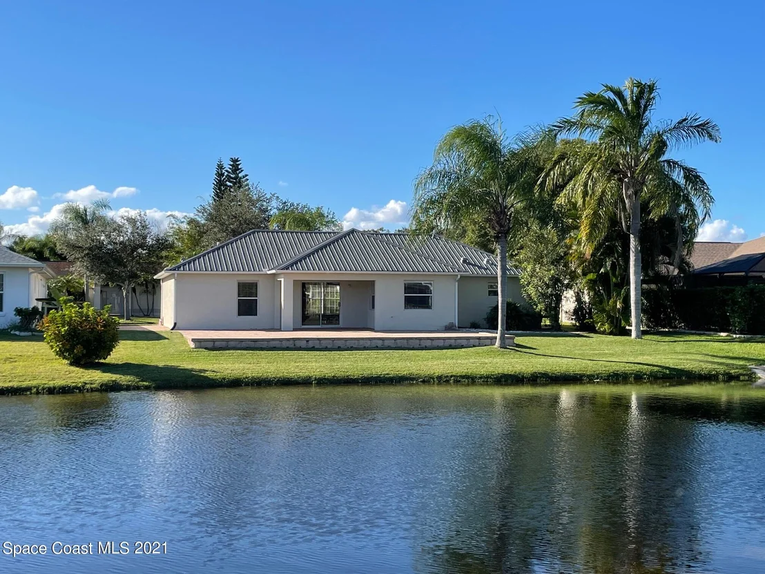 Photo of 5019 Alamanda Drive