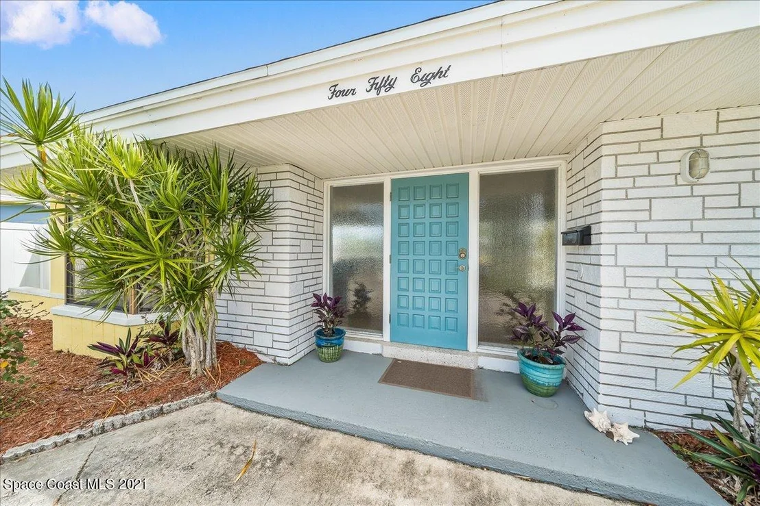 Photo of 458 Sandpiper Drive