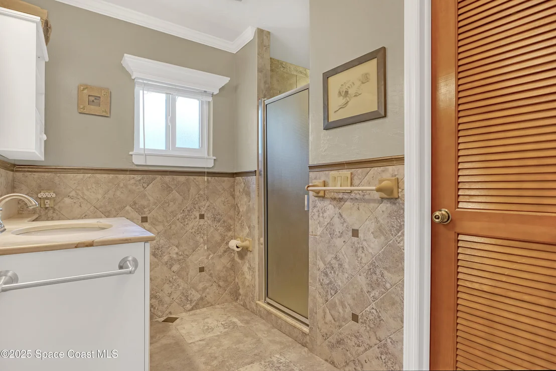 Photo of 54 W Bay Drive