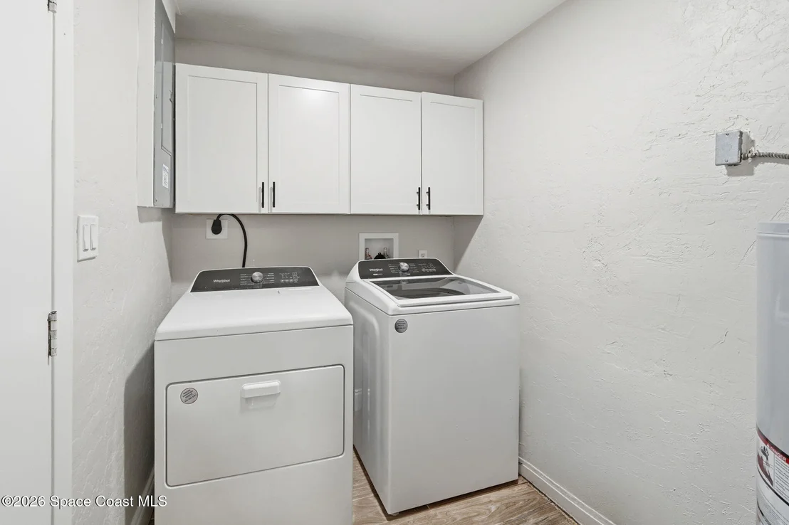 Photo of 2440 Warwick Road