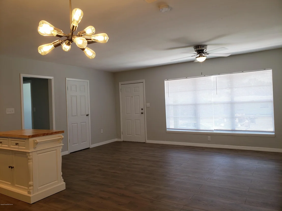 Photo of 1745 Golfview Drive