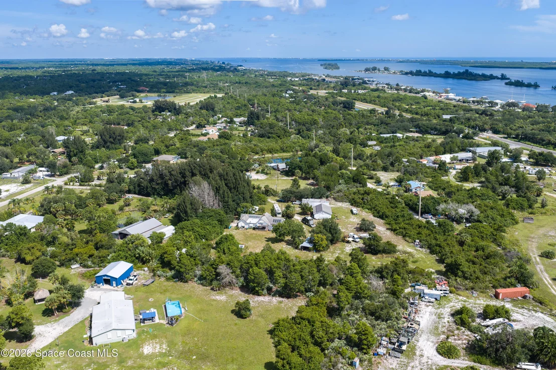 Photo of 6715 Whispering Pines Lane