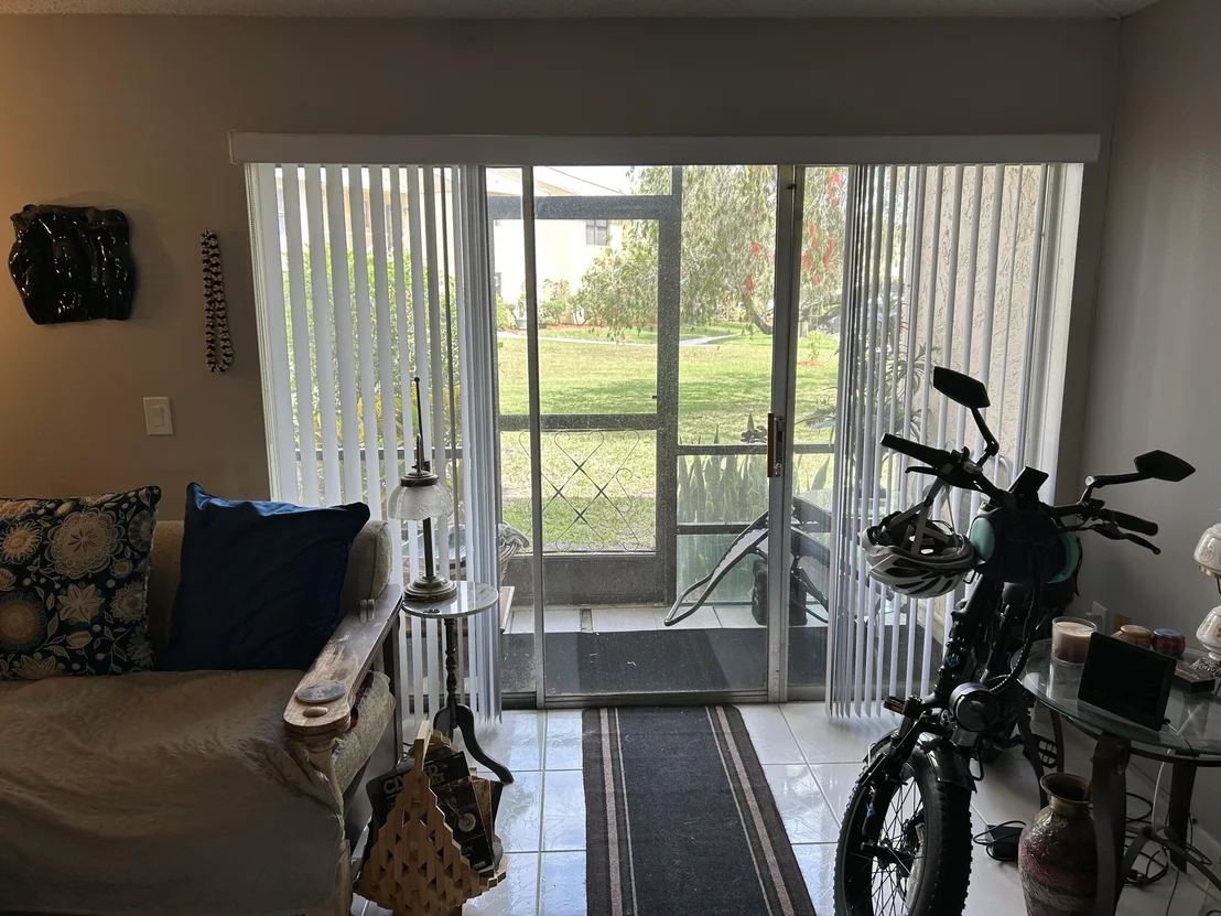 Photo of Unit 4H at 2500 Eagle Drive