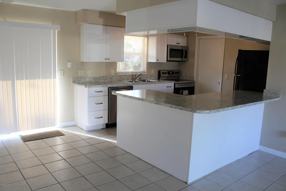 Photo of 4760 Cocoanut Drive