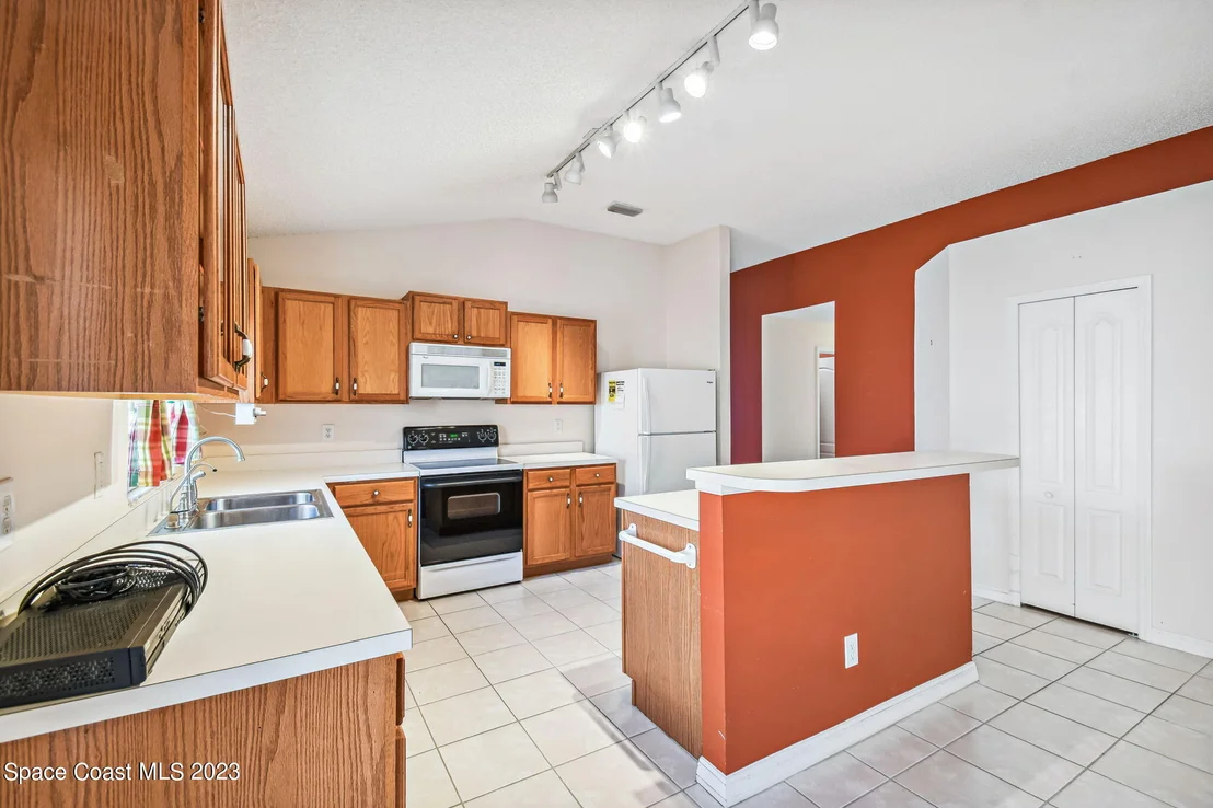 Photo of 2960 Ericusa Lane