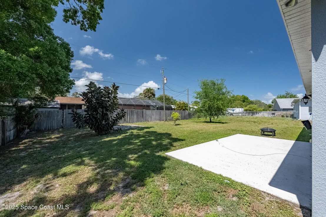 Photo of 4350 Ponds Drive