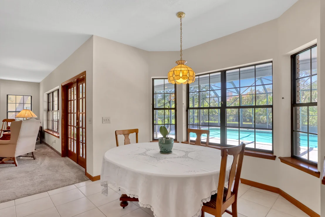 Photo of 561 Nightingale Drive
