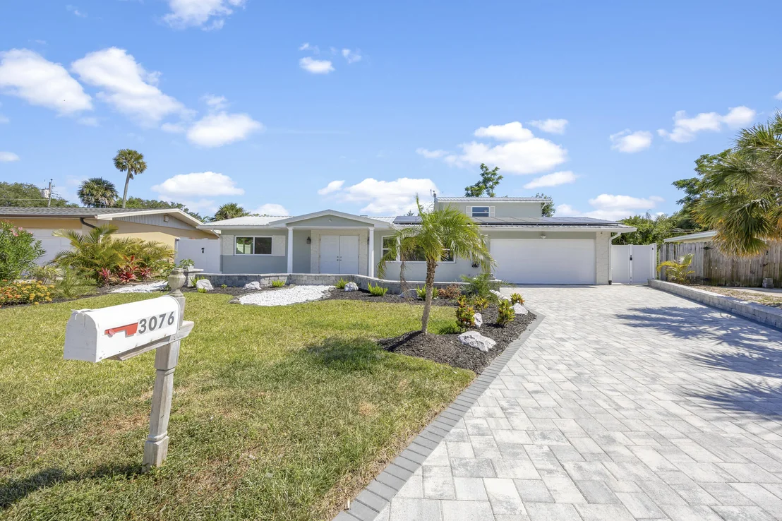 Photo of 3076 Sunset Court
