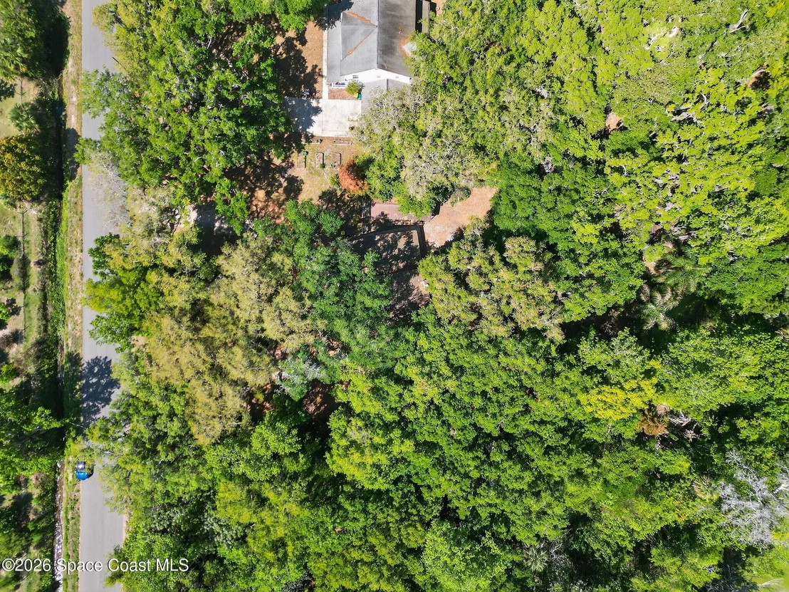 Photo of 3380 Lionel Road