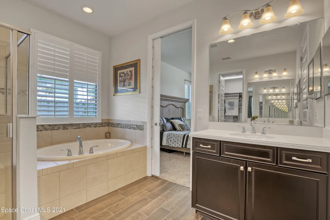 Photo of 7763 Poulicny Lane