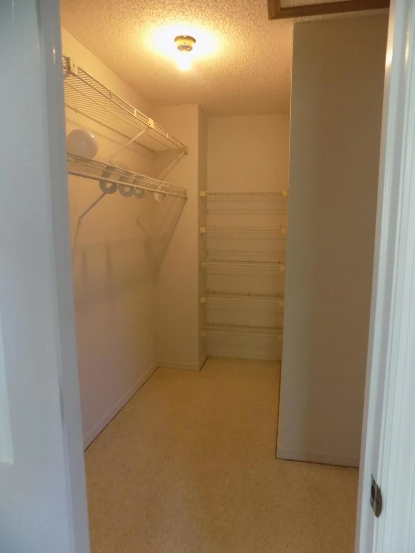 Photo of 970 Bluegrass Lane