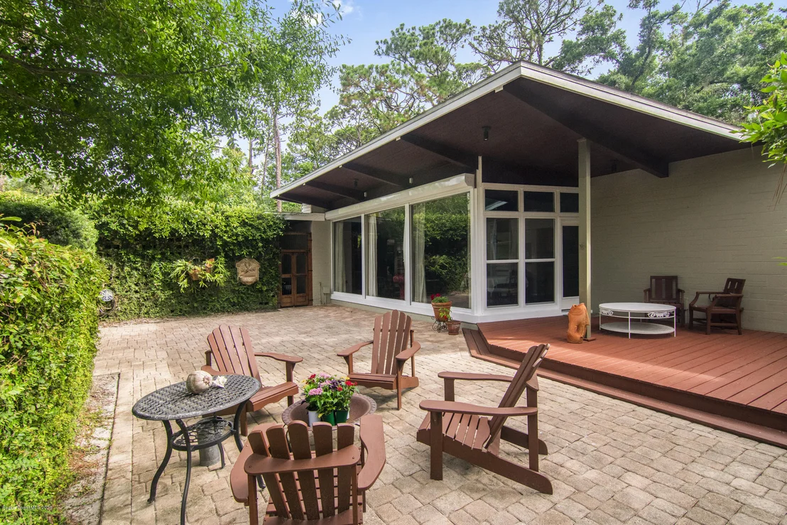 Photo of 5880 Crane Road
