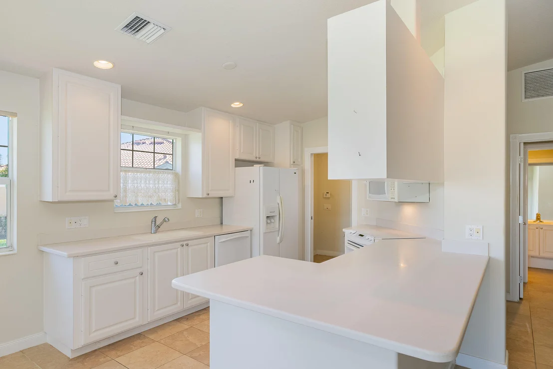 Photo of 3492 Hyperion Way SE